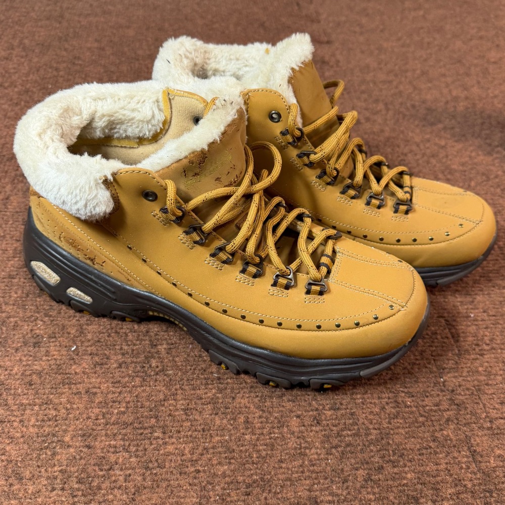 Skechers D'Lites Boots Womens 9 Wheat Tan Faux Fur Lined Leather Ankle SN 48813